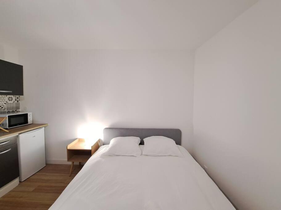 Verone, Charmant Studio Reims Exterior photo